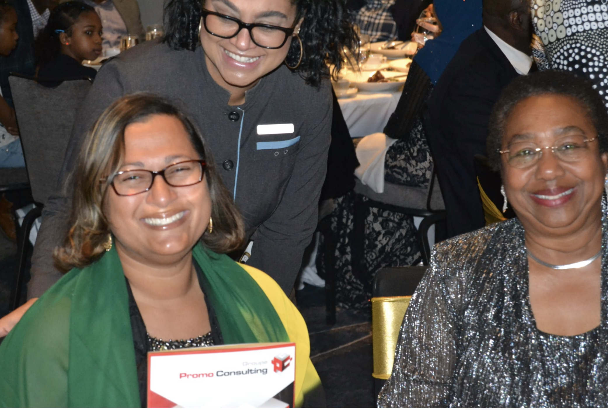 En images du gala des African Leadership Awards avec le groupe Promo Consulting et le MEDS du Pdt Mbagnick Diop au Marriot Marquis Time Square de New York.