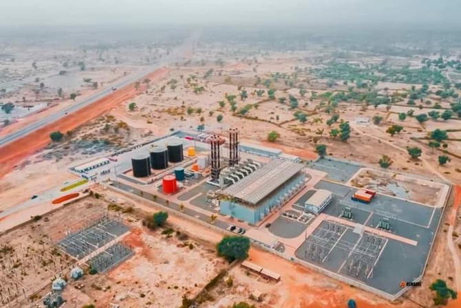 Photos / Malicounda : Le Président Macky Sall inaugure la nouvelle centrale électrique, ce samedi