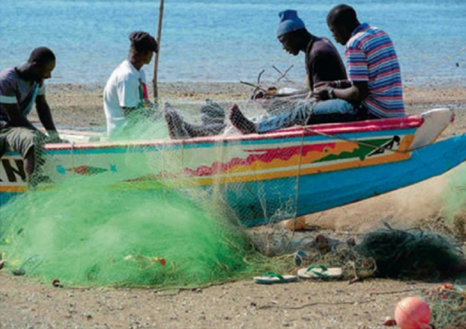 Pêche / Contrôle : Pour utilisation du monofilament et autres, 516 pirogues arraisonnées en 2020