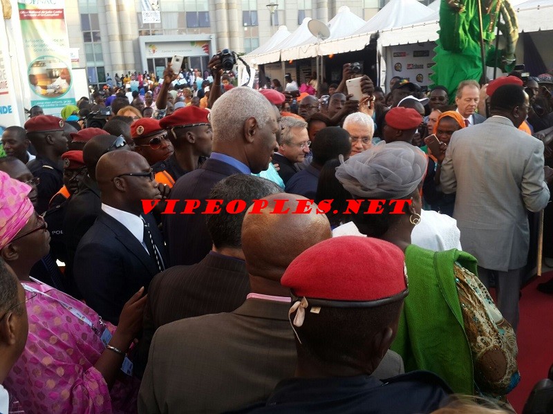 Revivez quelques images de l’arrivé du S.G sortant de l'OIF Abdou Diouf au village de la Francophonie