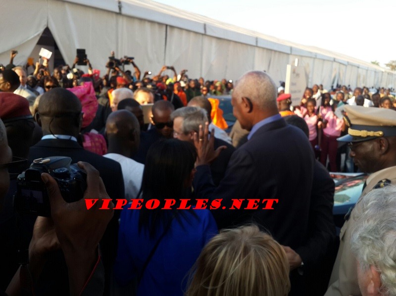 Revivez quelques images de l’arrivé du S.G sortant de l'OIF Abdou Diouf au village de la Francophonie