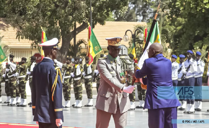 Cérémonie d’installation : Le général Mbaye Cissé prend le commandement des armées