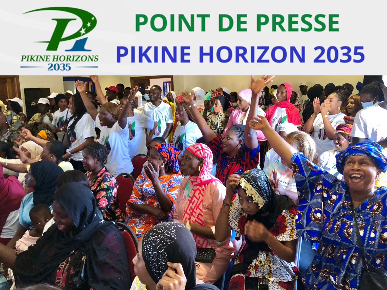 En images forte mobilisation de Cheikh Sène du Mouvement Pikine Horizons 2035 face à la presse.