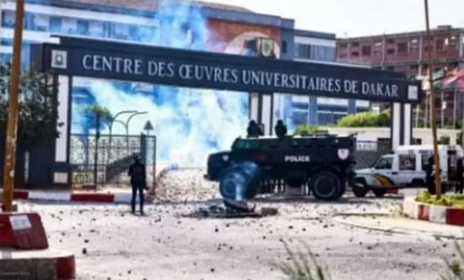 Pavillons du Coud incendiés : 3 étudiants activement recherchés par la Dic