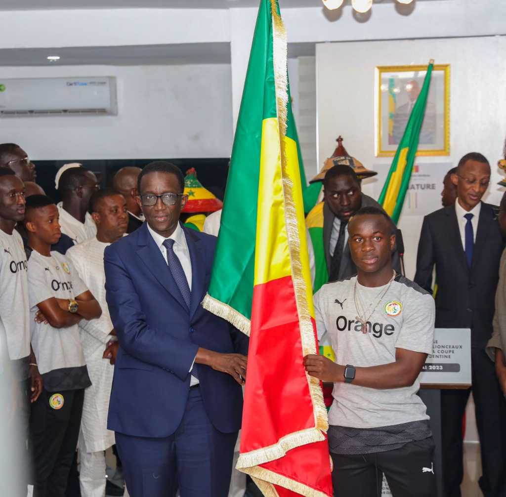 MESSAGE DE SOUTIEN ET D’ENCOURAGEMENT DE MONSIEUR LE PREMIER MINISTRE AMADOU BA AUX LIONCEAUX U17