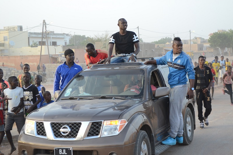 Images: Accueille triomphale de Pape Diouf par la population Kaolackoise ce 24 décembre. Regardez