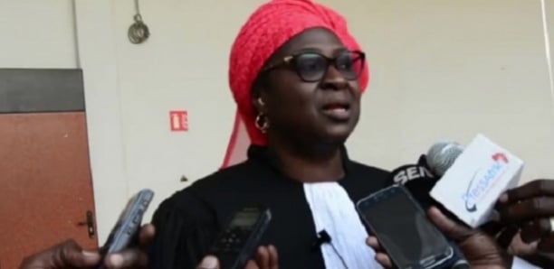 Ndèye Khady Ndiaye debout à la barre: Me Ndèye Fatou Touré, son avocate en larmes