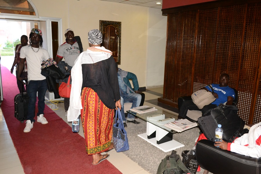 Images : Nouakchott souhaite la bienvenue aux musiciens de Pape Diouf pour fêter St Sylvestre.