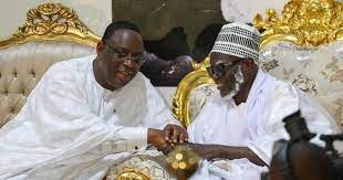 Non-Candidature De Macky Sall : « Seul Serigne Mountakha Mbacké A Été Informé », Selon Cheikh Abdoul Ahad Gaindé Fatma