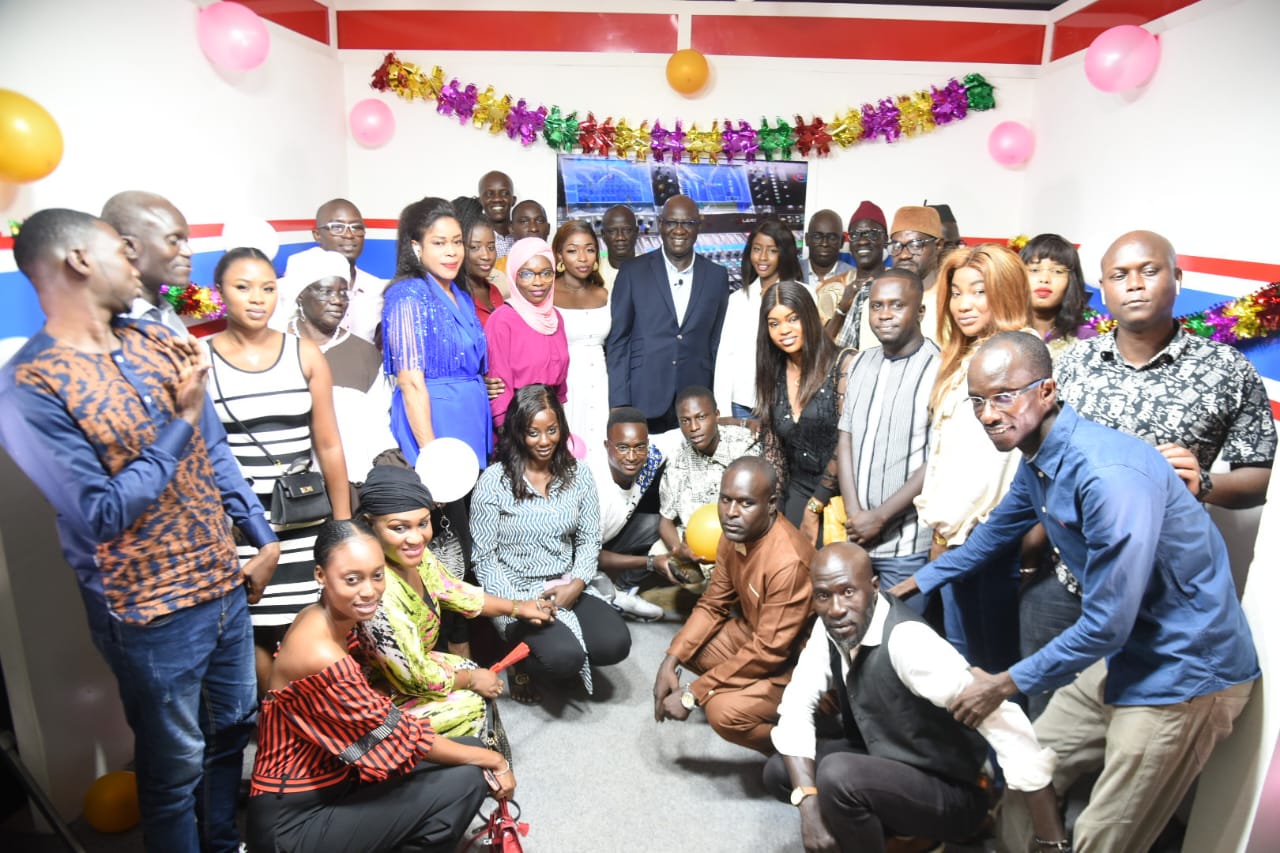 En images: 1 AN ça se fête, Rewmi TV souffle son premier bougie avec son PDG Mr Mbagnick Diop Pdt du MEDS