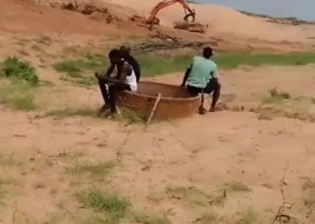 Accusations d'accaparement de terres par GCO au Sénégal : Un jeune maraîcher déplore la perte de son champ d'aubergine"