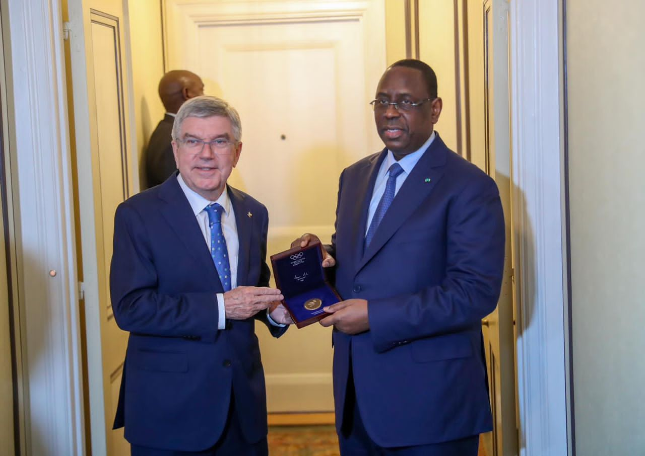 Au cœur de la 78ème Session de l’Assemblée Générale des Nations Unies, le Président Macky SALL a eu des échanges fructueux avec M. Thomas BACH, Président du Comité International Olympique (CIO). 