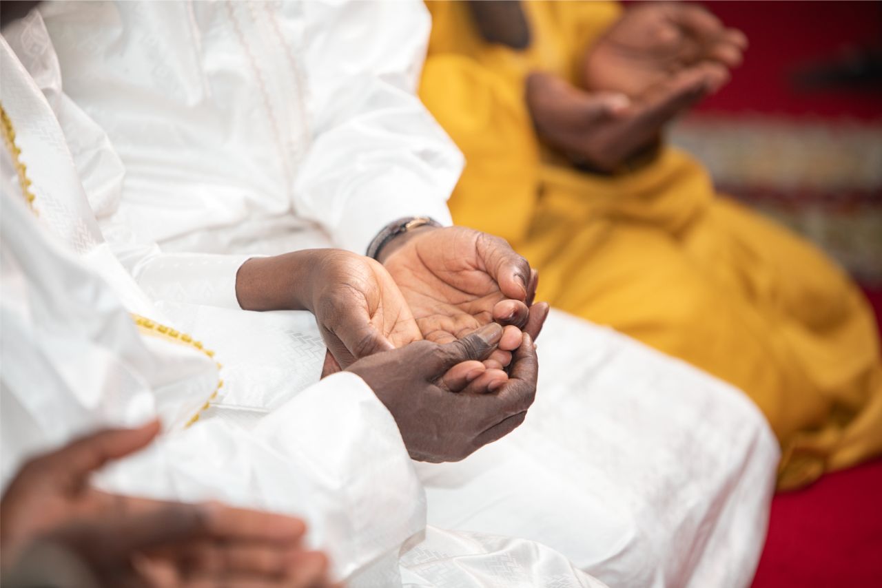 Le Premier Ministre Amadou BA a effectué ce week-end une série de visites auprès des autorités religieuses et coutumières de Dakar.