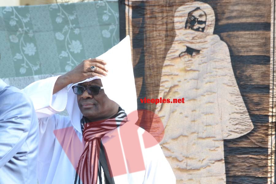 Les premières images: Serigne Modou Kara lance le slogan "KARA CARIM"