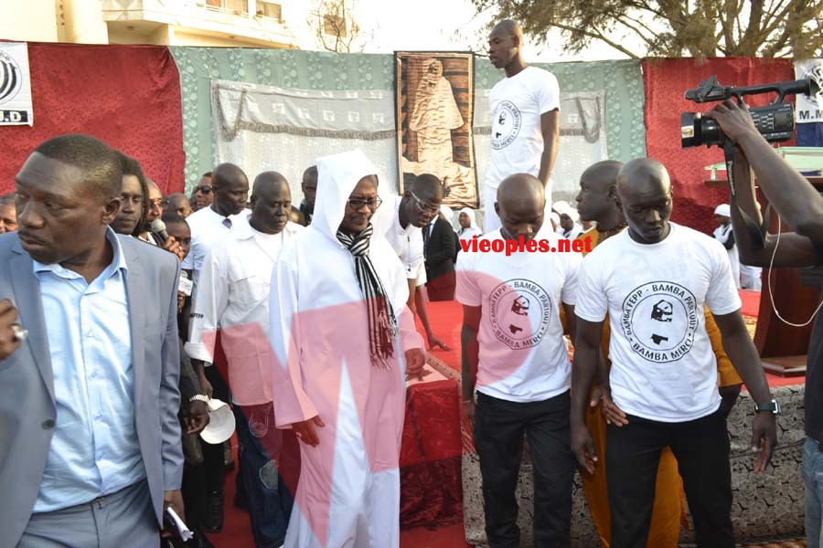 Les premières images: Serigne Modou Kara lance le slogan "KARA CARIM"