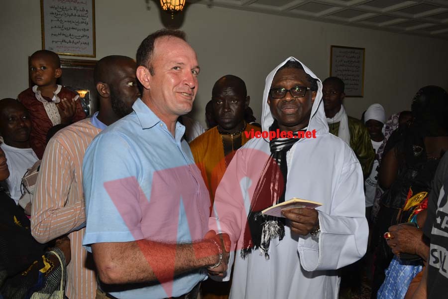 Les premières images: Serigne Modou Kara lance le slogan "KARA CARIM"