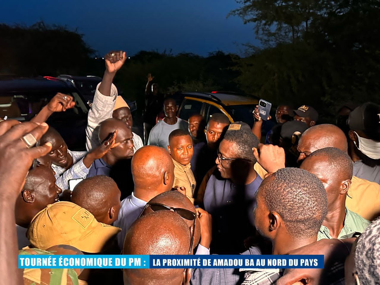 Le Premier Ministre Amadou BA a été accueilli par une foule enthousiaste à son arrivée à Saint Louis .