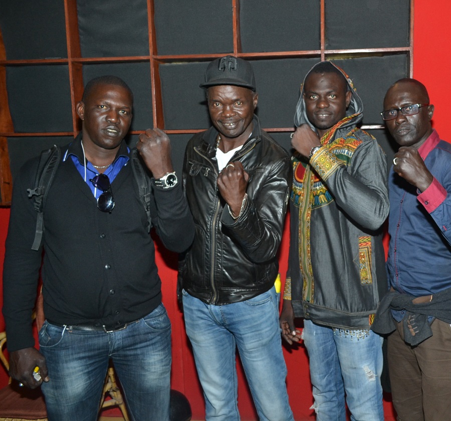 Jamais 2 sans 3: Après le grand théâtre en 2012, Zénith en 2013, Pape Diouf dans le dernier virage des répétitions du 04 Avril au Dock de Pullman. Regardez