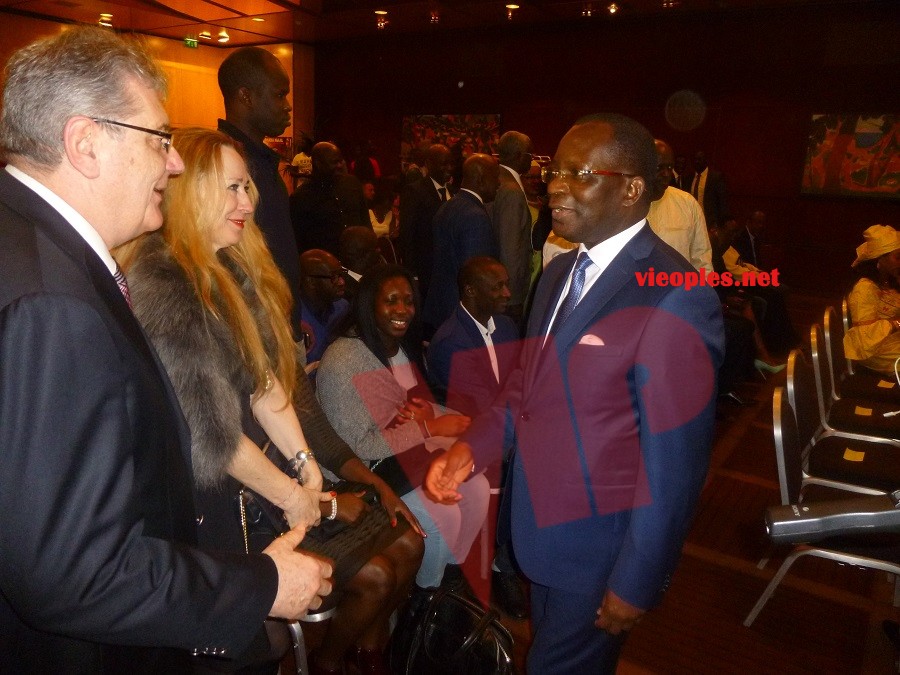 Revivez les images du Face to Face Bombardier et Modou Lo au Meridien de Paris.