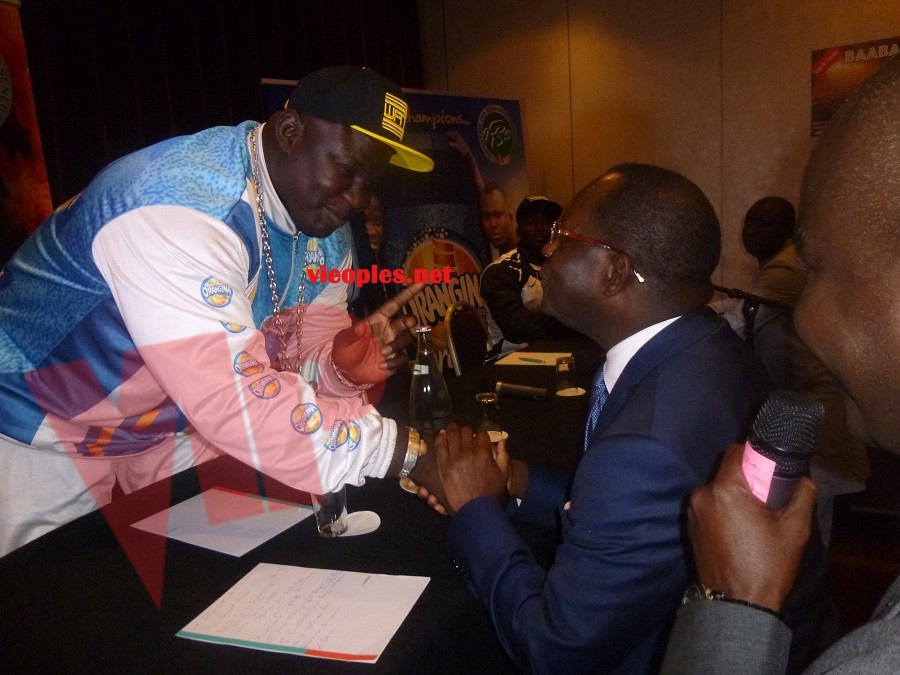 Revivez les images du Face to Face Bombardier et Modou Lo au Meridien de Paris.