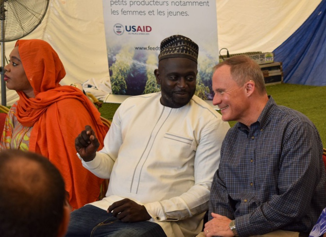 En tournée à l’intérieur du Sénégal : L'ambassadeur des USA Michael Raynor et leur projet Feed the Future Senegal Nafoore Warsaaji