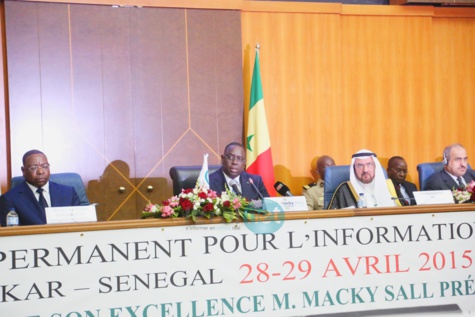 Macky Sall tance les islamistes: "Par des actes insensés une minorité d’illuminés veut prendre en otage notre belle religion"