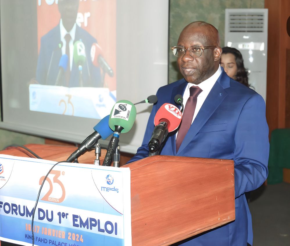 23eme Editions- En images du Forum du 1er Emploi avec le Mouvement des Entreprises du Sénégal (MEDS)