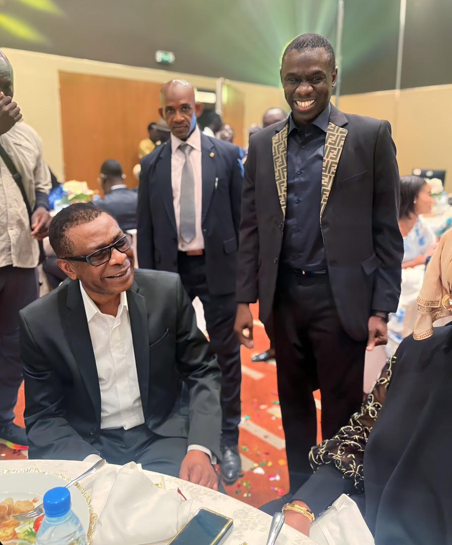 La surprise de Youssou Ndour Pape Diouf à l'incroyable anniversaire du Président Mbagnick Diop MEDS