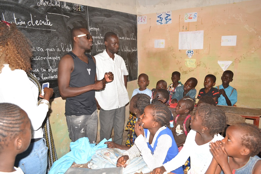 Le chanteur Pape Diouf désigné parrain de l'école  qui porte son nom à Guinaw Rail.