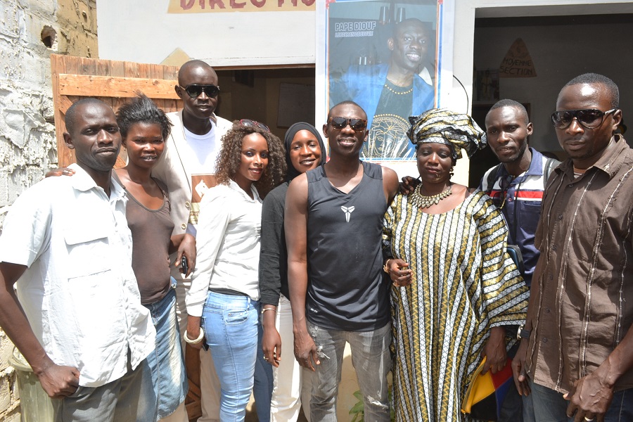 Le chanteur Pape Diouf désigné parrain de l'école  qui porte son nom à Guinaw Rail.