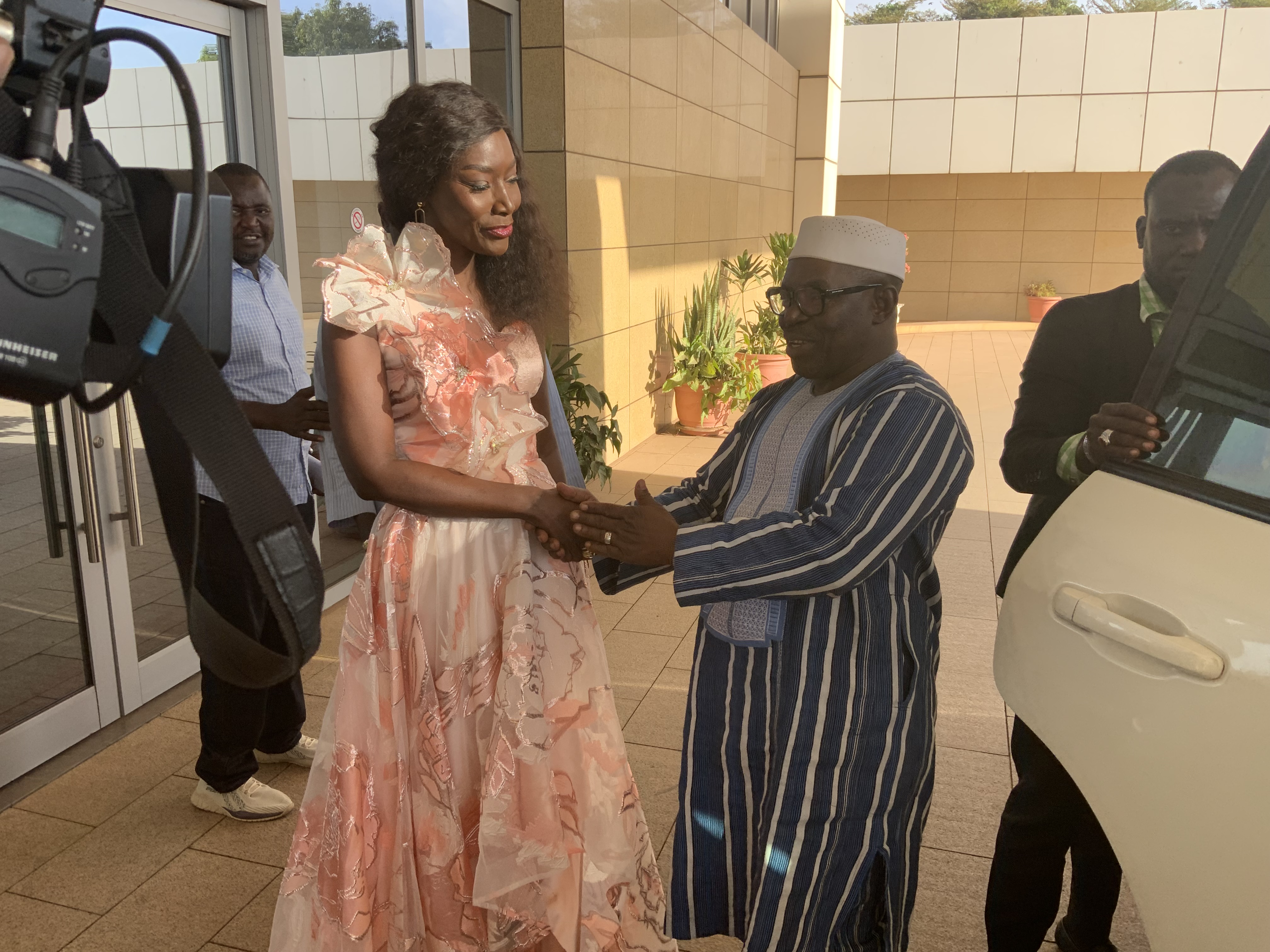 Festival international Chant des Linguère à Bamako  L'initiative de Coumba Gawlo soutenue par le Gouvernement malien