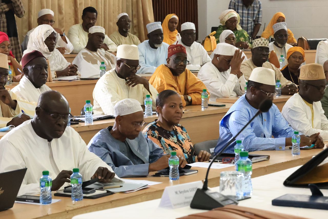 Pèlerinage 2024 : Le Premier Ministre Amadou BA préside un conseil interministériel sur le Hadj