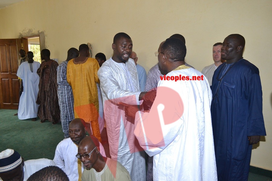 L'homme d'affaires Cheikh Amar un fervent talibé en visite de courtoisie chez Serigne Cheikh le fils de son guide Serigne Saliou à Boustane.