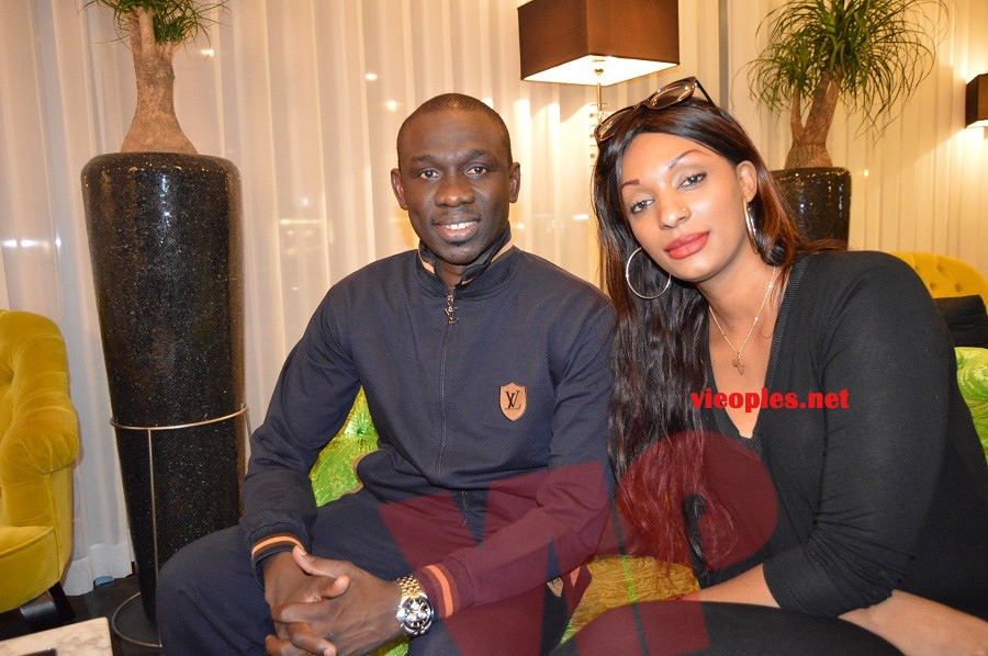 VIDEO: Pamela une Rwandaise fan de Pape Diouf venue à sa rencontre . Regardez