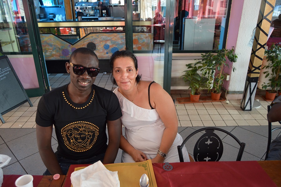 Vidéo: Mame Diarra une Italienne en mode délire avec Pape Diouf