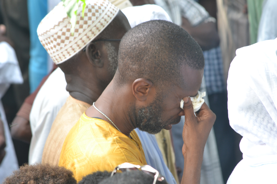 Feu Matar Kouyaté le défunt époux de Ngoné Ndour du label Prince Art repose désormais au cimetière de Yoff