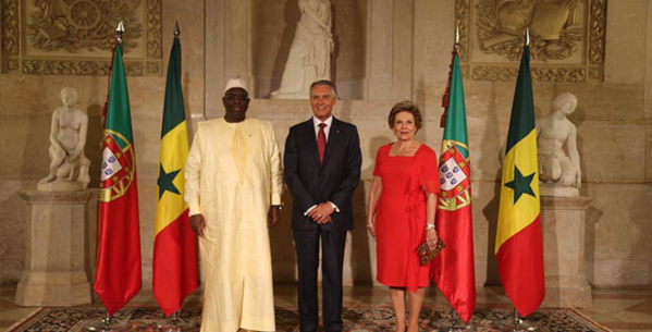 En visite au Portugal, Macky Sall salue le talent d'Eusébio et de Cristiano Ronaldo