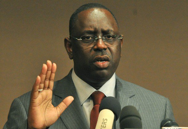 Macky Sall à Cissé Lô et Cheikh Kanté: « Il faut arrêter vos envolées devant les micros des journalistes… »