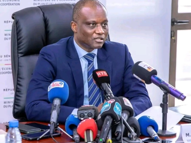 Abdourahmane Sarr, Ministre de l’Economie : « 650 milliards FCfa ont disparu des comptes de l’Etat du Sénégal »