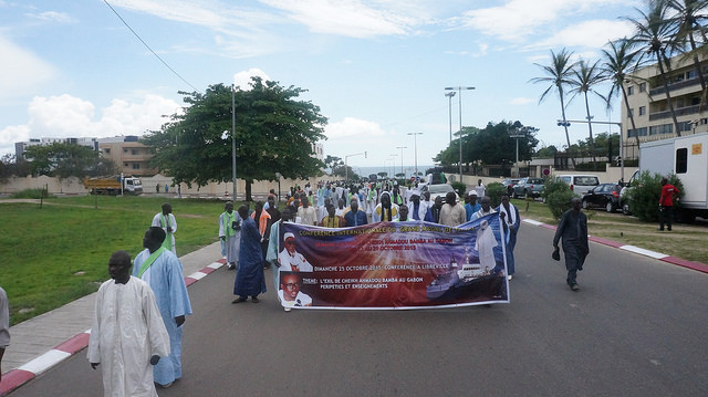 Les mourides déferlent dans les rues de Libreville sur les traces de Cheikh Amadou Bamba (IMAGES)