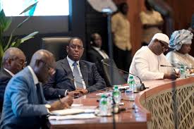 Affaire du « milliard de dollars » : Macky Sall porte plainte pour « faux et usage de faux » et « diffamation »