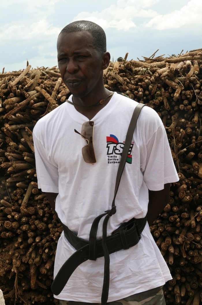 Le grand déballage des " Abeilles où des mendiants" de Cheikh Amar...