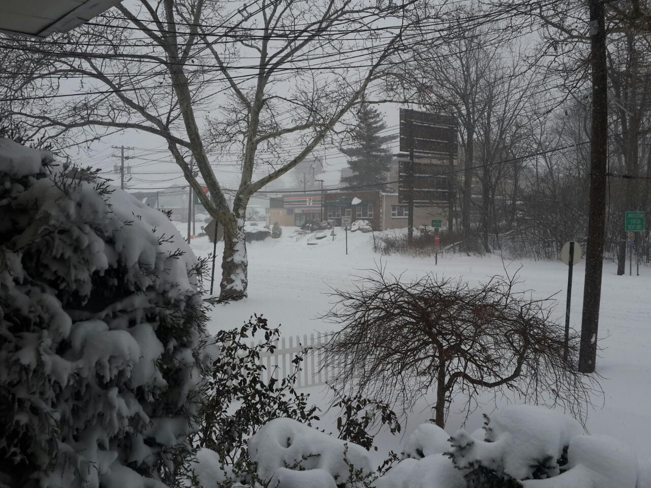 Video: New Jersey sous la neige. Regardez