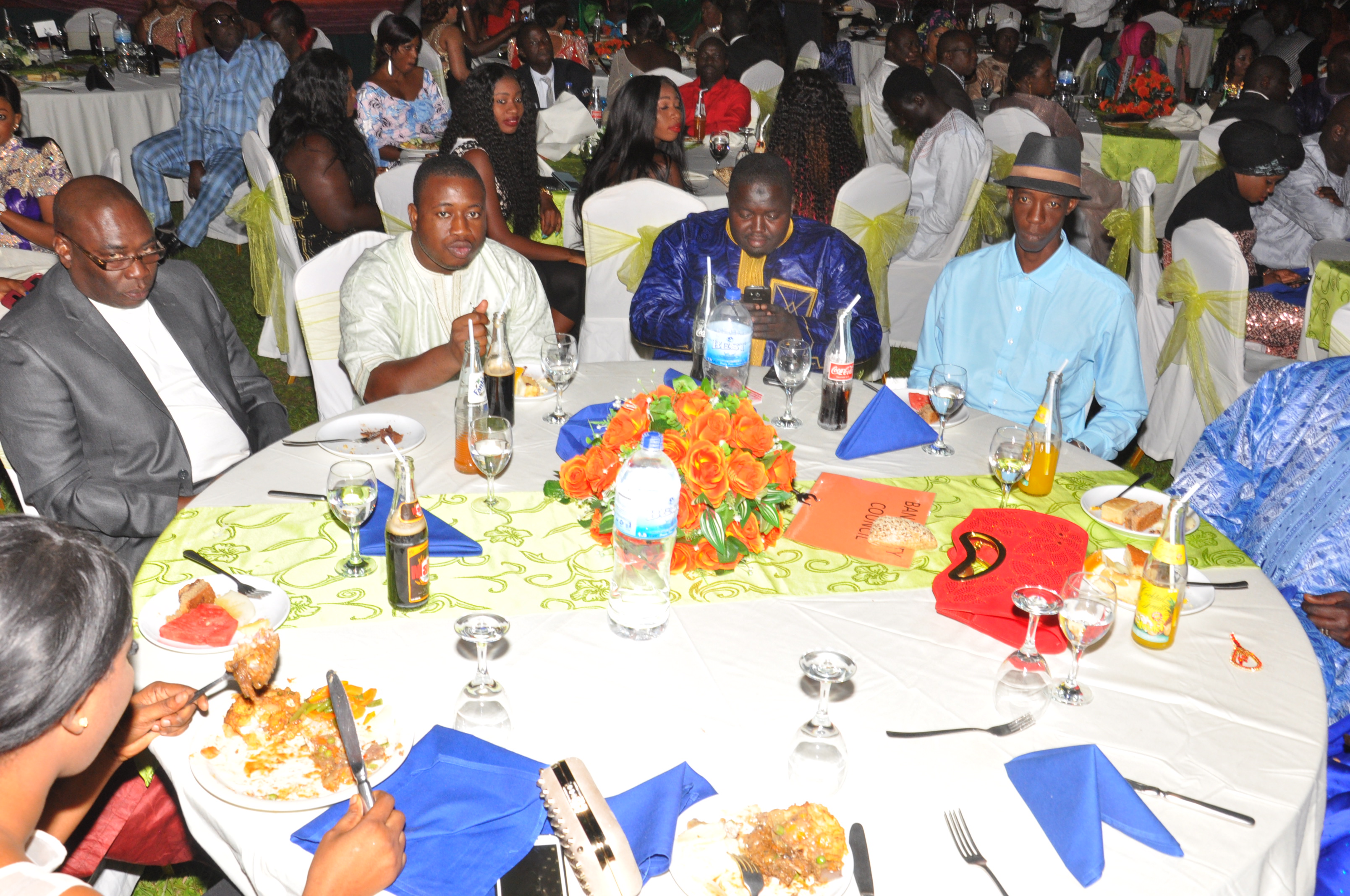 Gambian Independance day: Revivez les images de la soirée de gala avec le Port Authority animée par Pape Diouf.