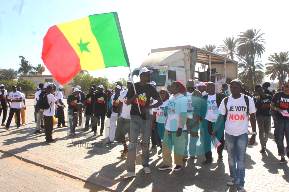 Campagne référendaire – Le Front Ñaani Bañn à Colobane, Hlm, Castors Front de terre, Khar Yalla et Grand Yoff