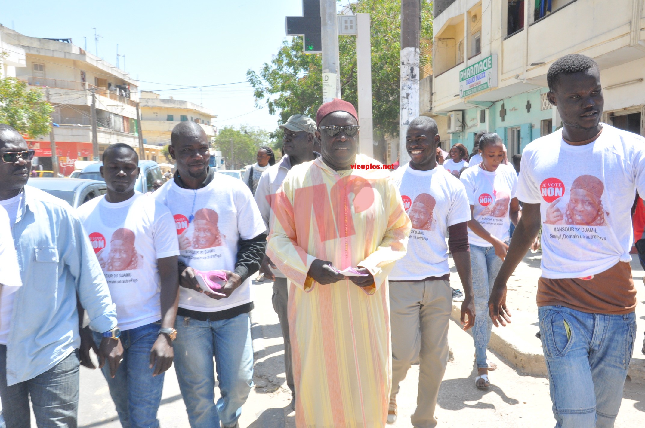 En images: Campagne de sensibilisation du Front NON à Grand Dakar.