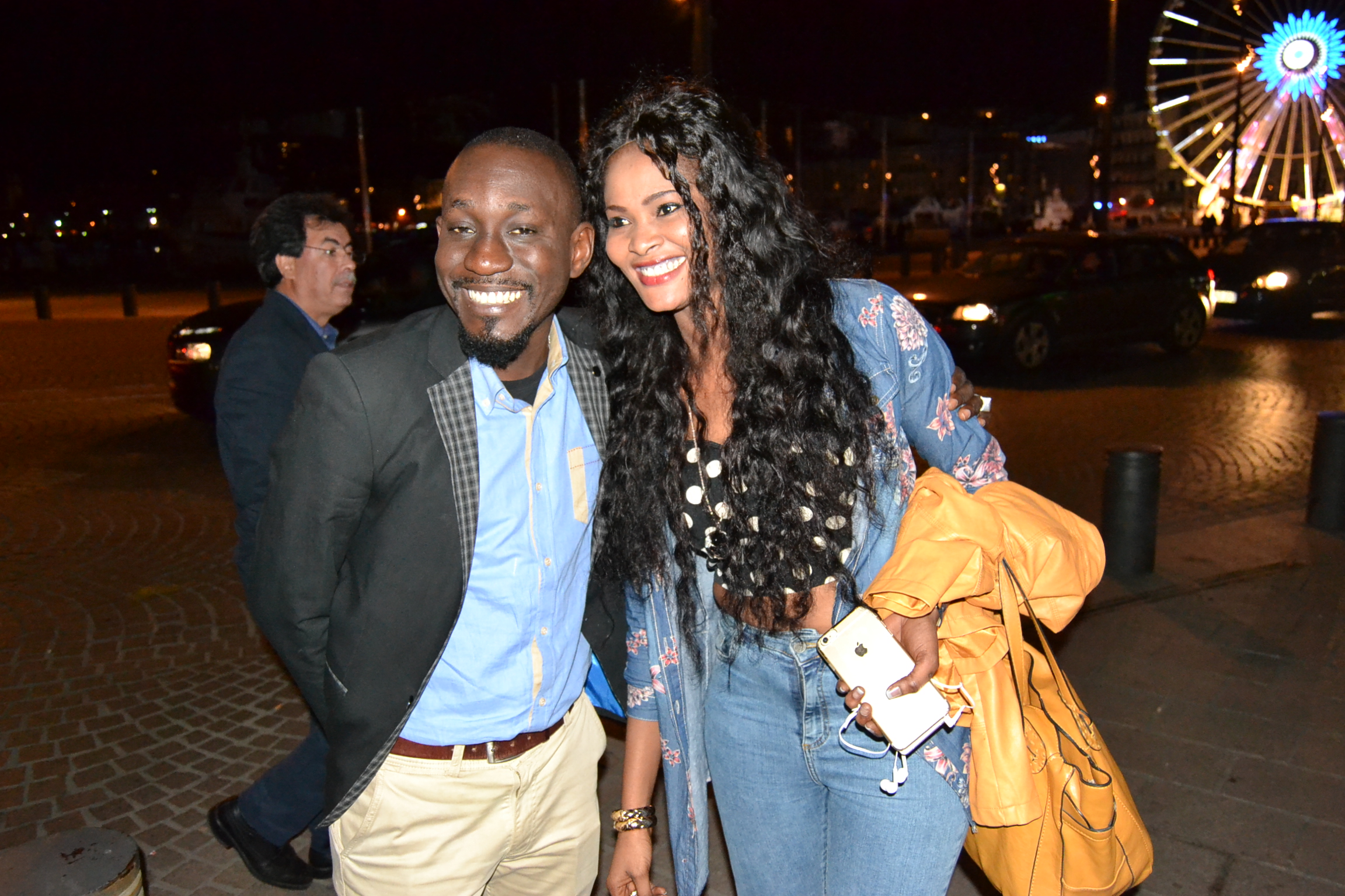 Sur la route de Bercy : Wally Ballago Seck et Soleil Levant au vieux port de Marseille