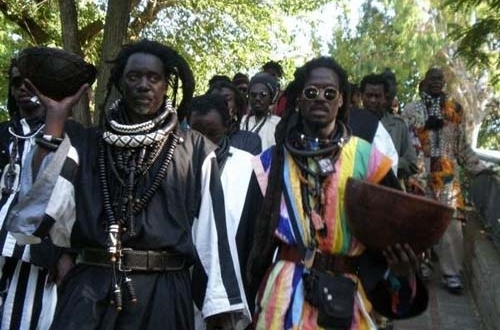 1er Mai – Les Baye Fall fêtent Cheikh Ibra Fall