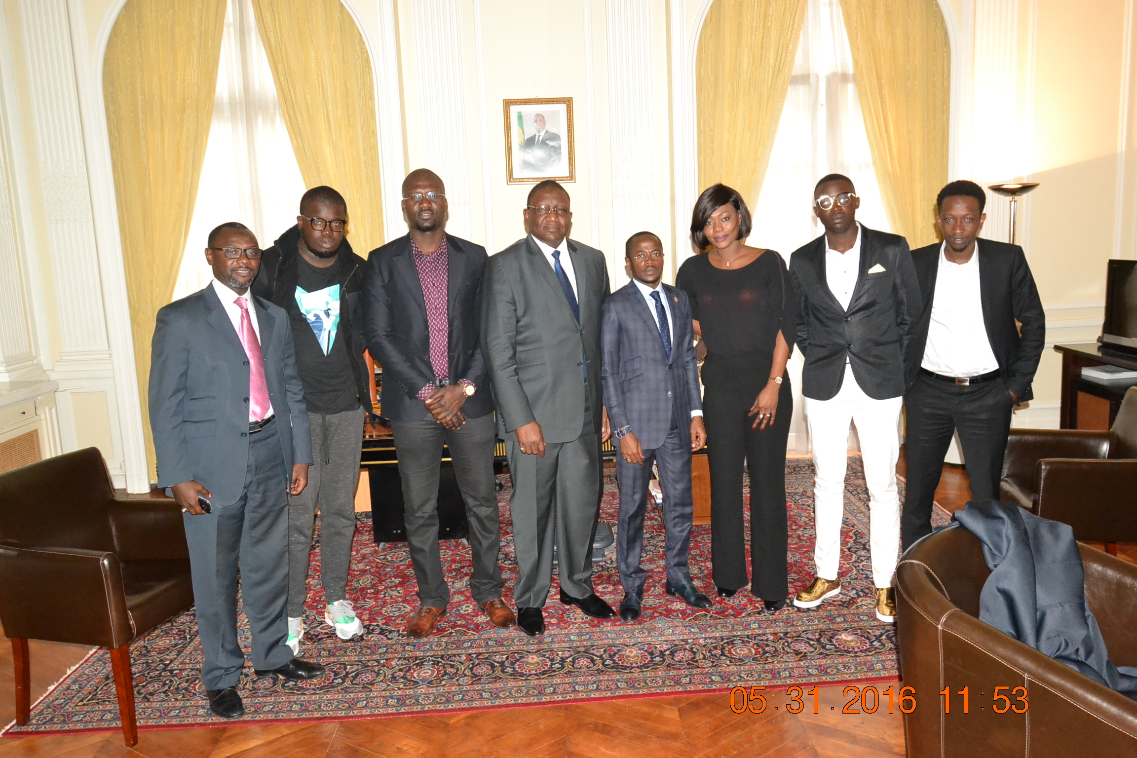 Audience: SEM Bassirou Séne Ambassadeur du Sénégal à Paris reçoit les organisateurs du Bercy de Waly Seck,Sen Art Vision & Vouzenou.