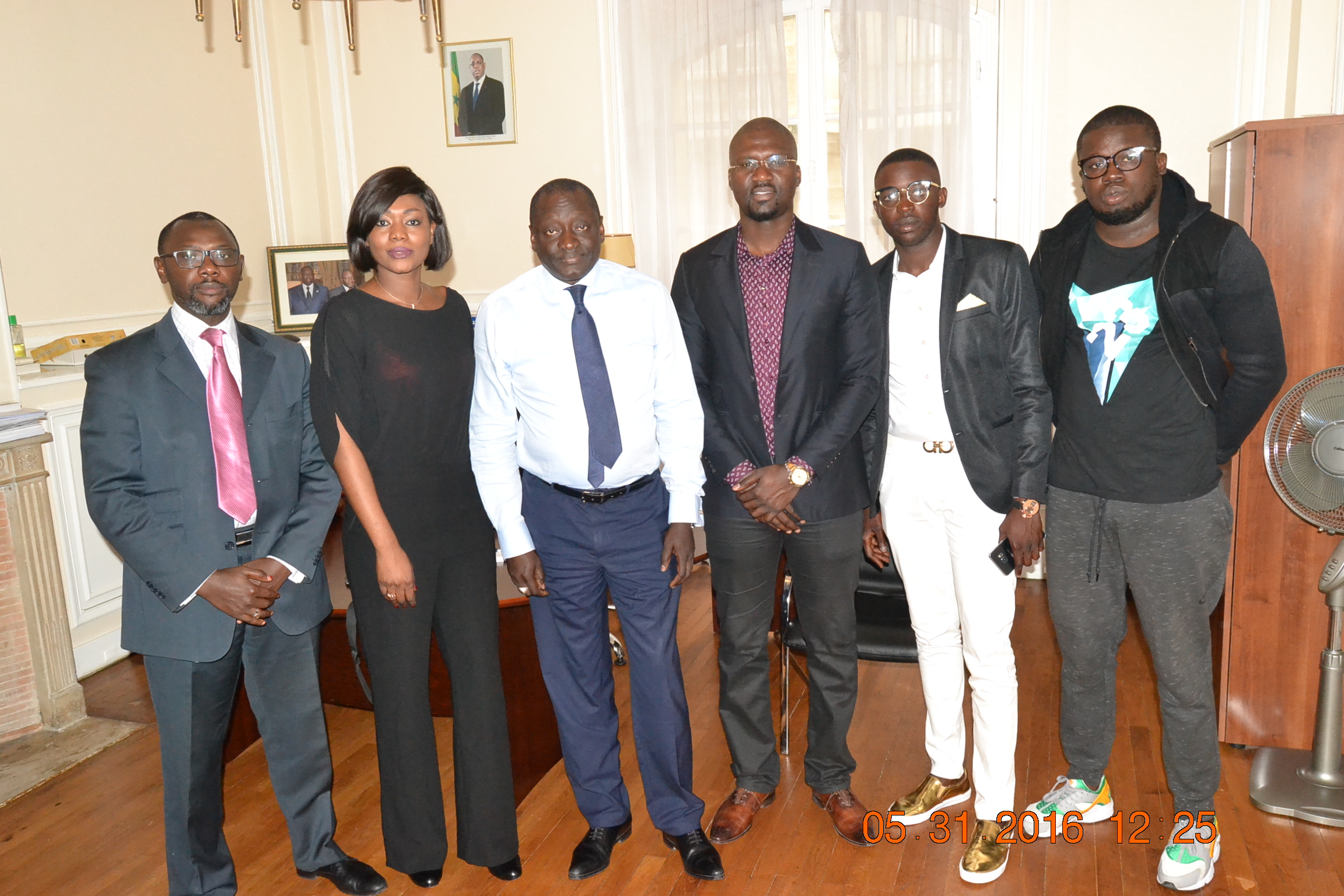 Audience: SEM Bassirou Séne Ambassadeur du Sénégal à Paris reçoit les organisateurs du Bercy de Waly Seck,Sen Art Vision & Vouzenou.